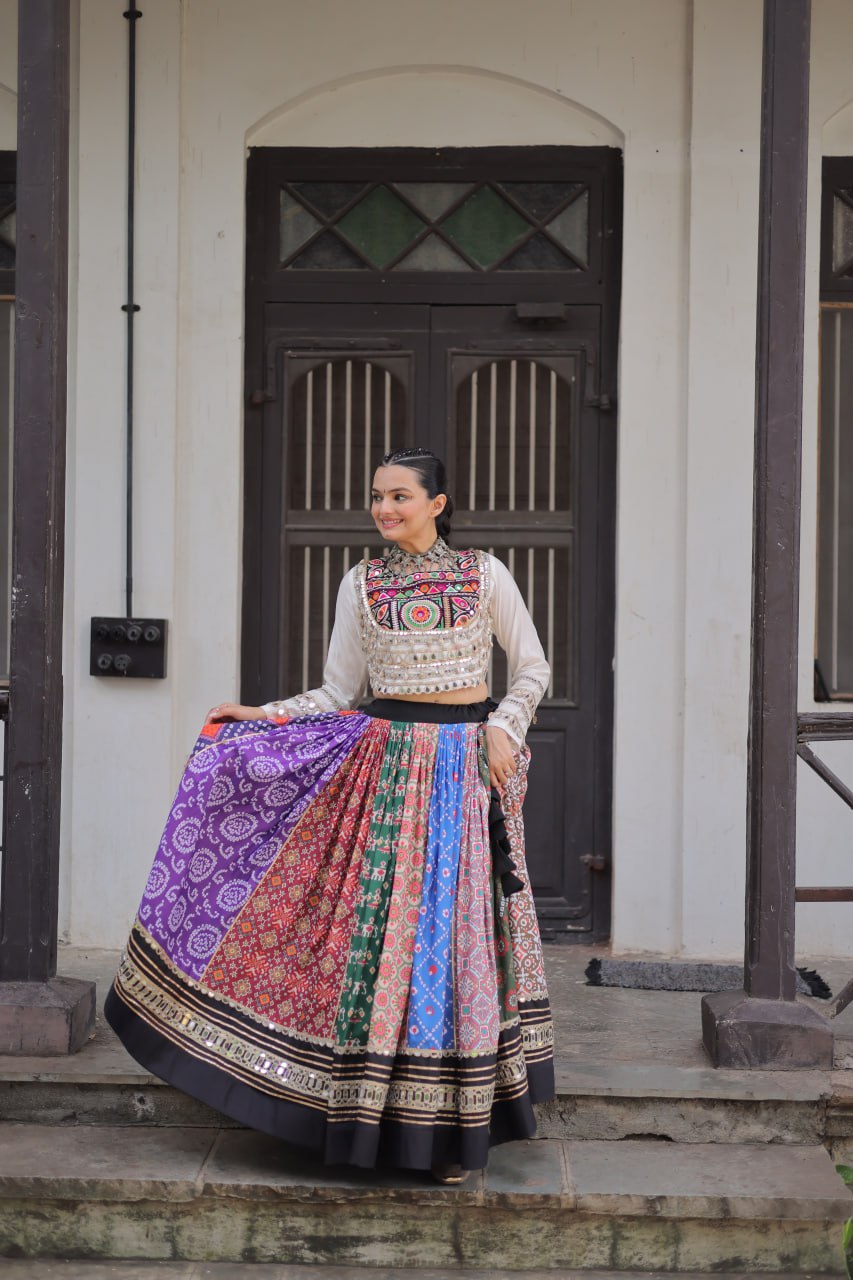 LEHNGA CHOLI