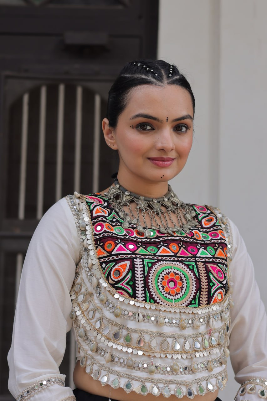 LEHNGA CHOLI