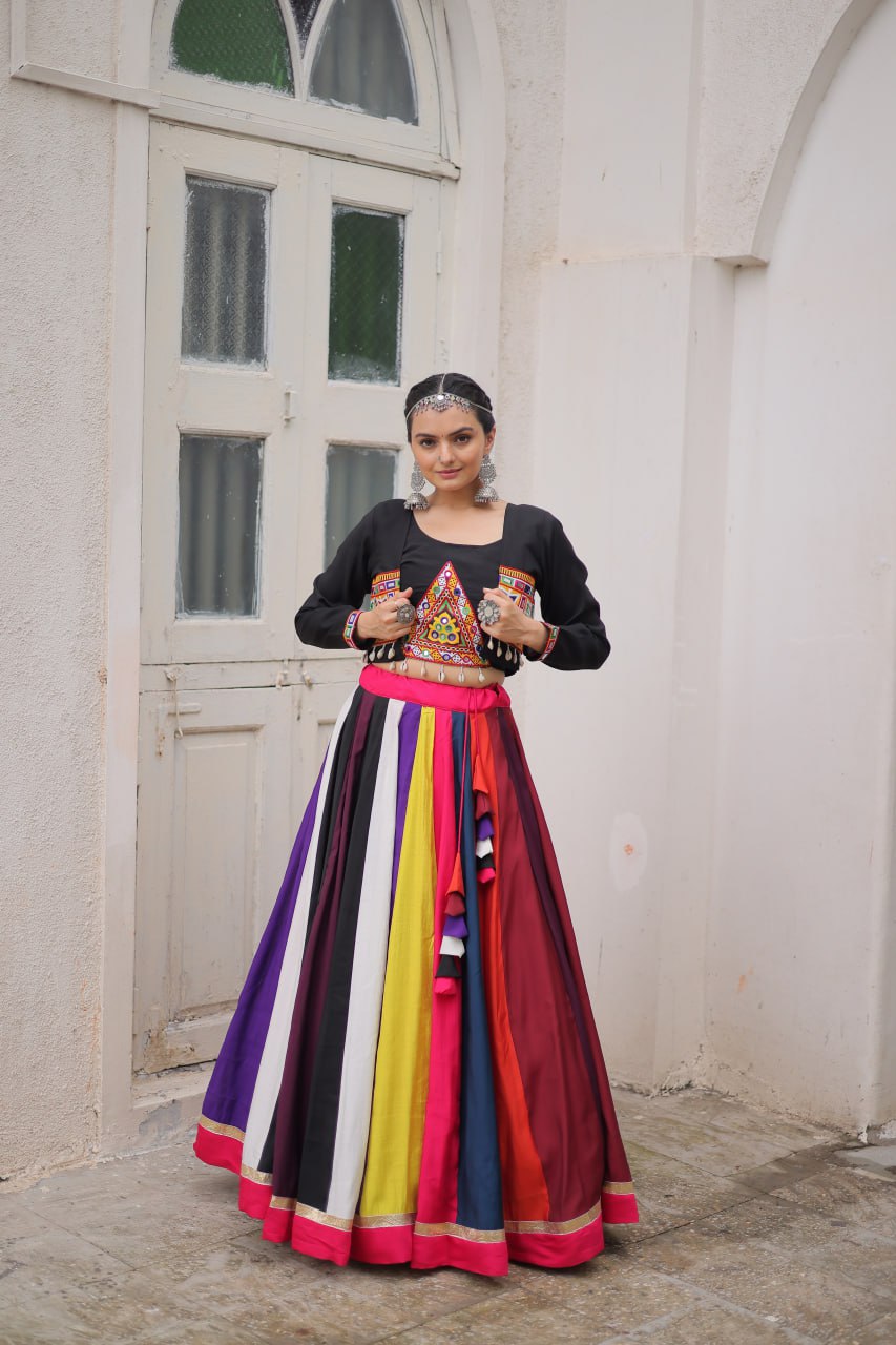 NAVRATRI LEHENGA CHOLI