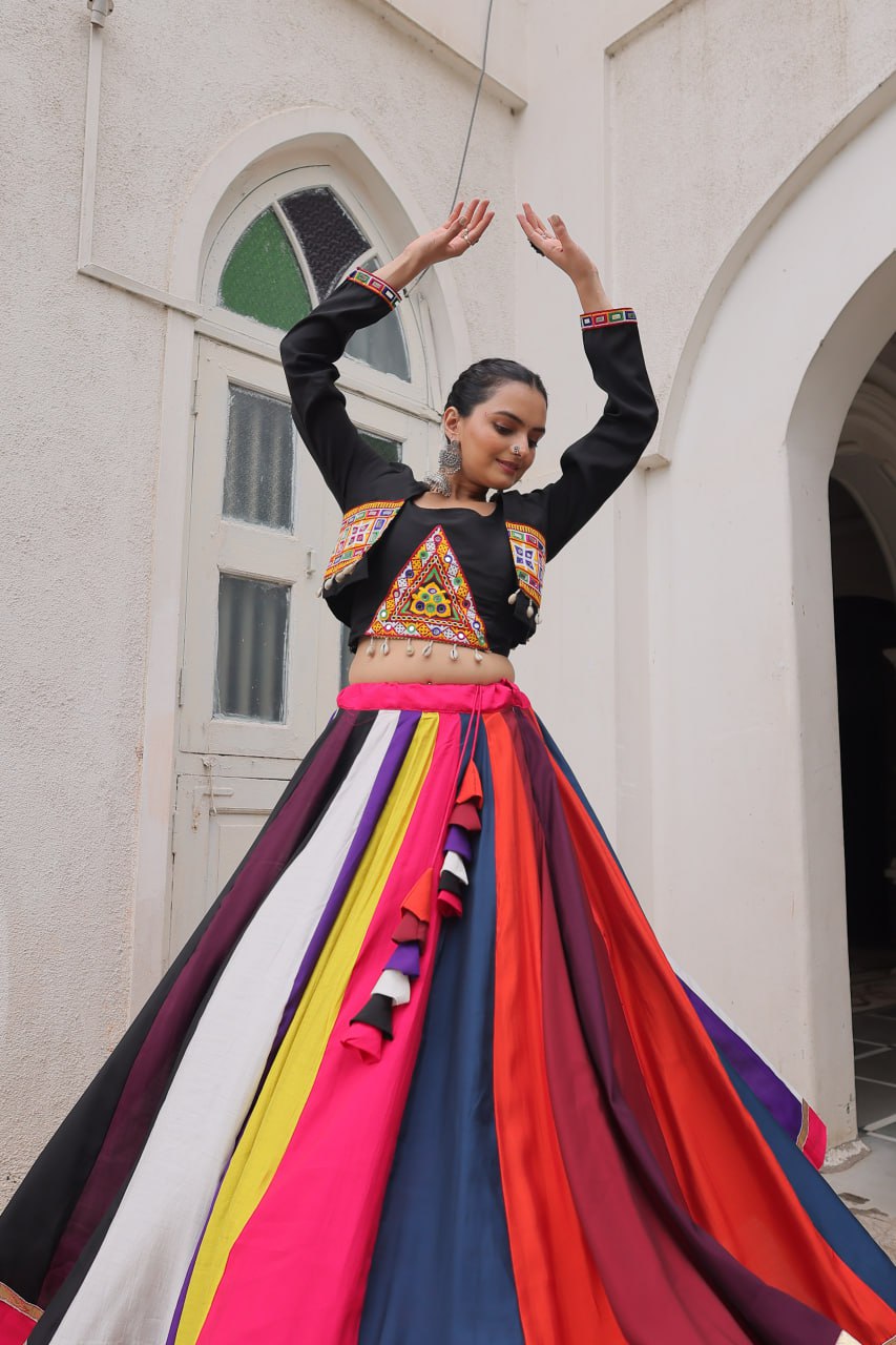 NAVRATRI LEHENGA CHOLI