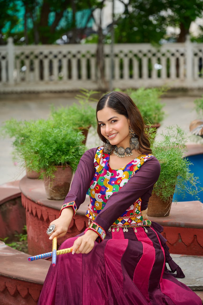 NAVRATRI LEHENGA CHOLI