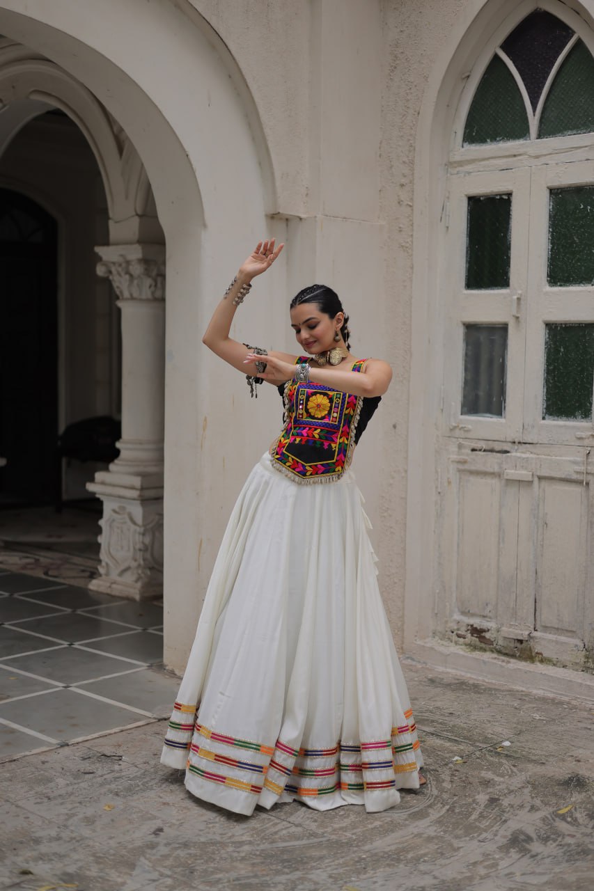 NAVRATRI LEHENGA CHOLI