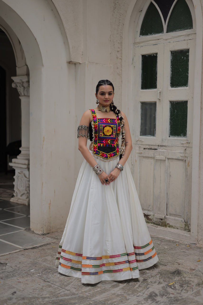 NAVRATRI LEHENGA CHOLI