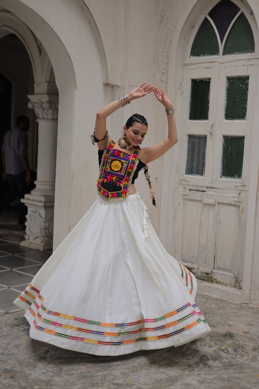 NAVRATRI LEHENGA CHOLI